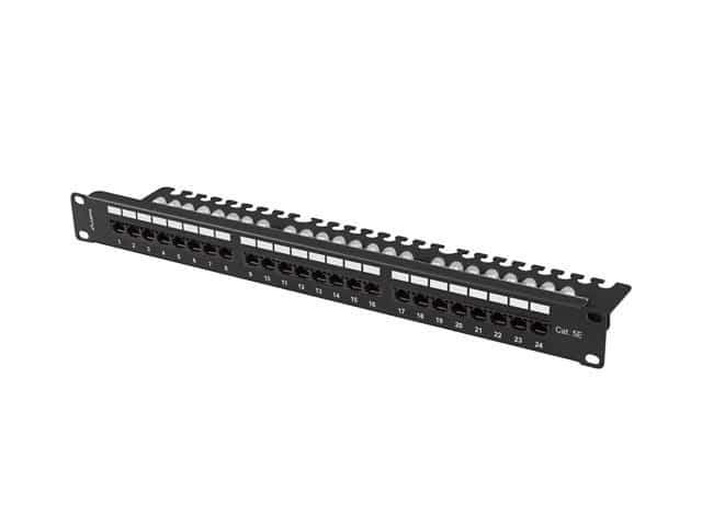 LANBERG PATCH PANEL 24 PORT 1U 19" KAT.5E UTP Z ORGANIZEREM KABLOWYM CZARNY