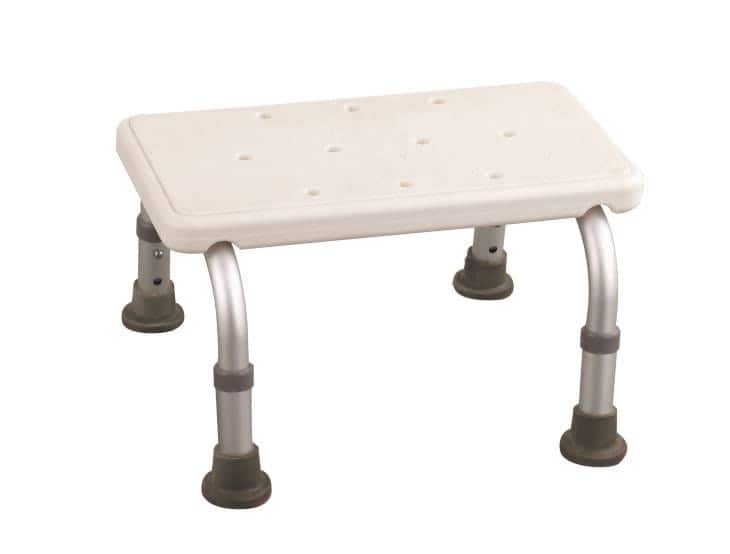 Niski taboret kąpielowy - podnóżek do wanny