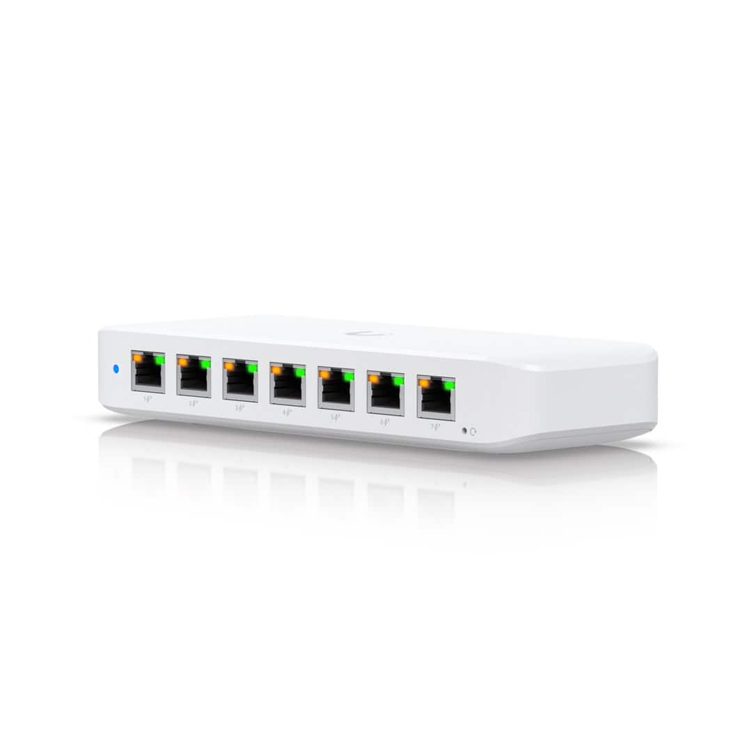 Switch Ubiquiti UniFi Ultra 60W 8p PoE Managed Gigabit — zdjęcie 1 z 8