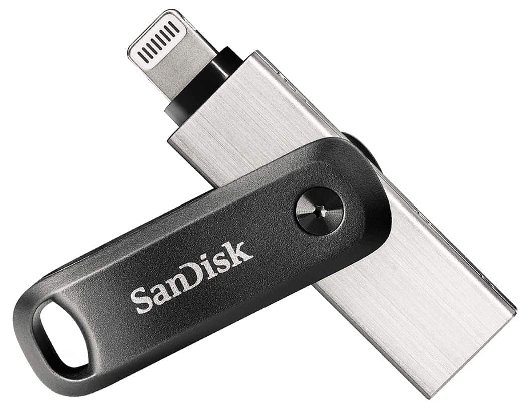 SANDISK iXpand FLASH DRIVE GO 64GB - Breloczek Metalowy — zdjęcie 1 z 4