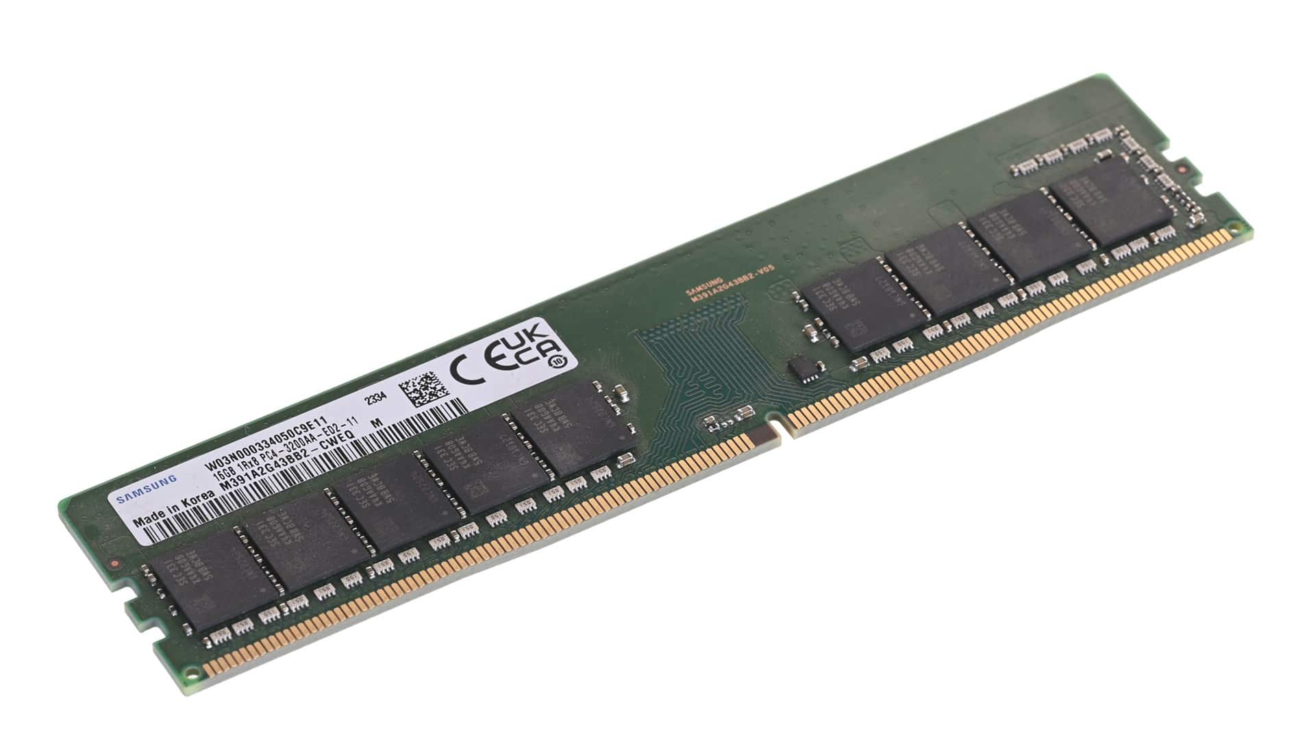 Samsung UDIMM ECC 16GB DDR4 1Rx8 3200MHz PC4-25600 M391A2G43BB2-CWE — zdjęcie 1 z 4