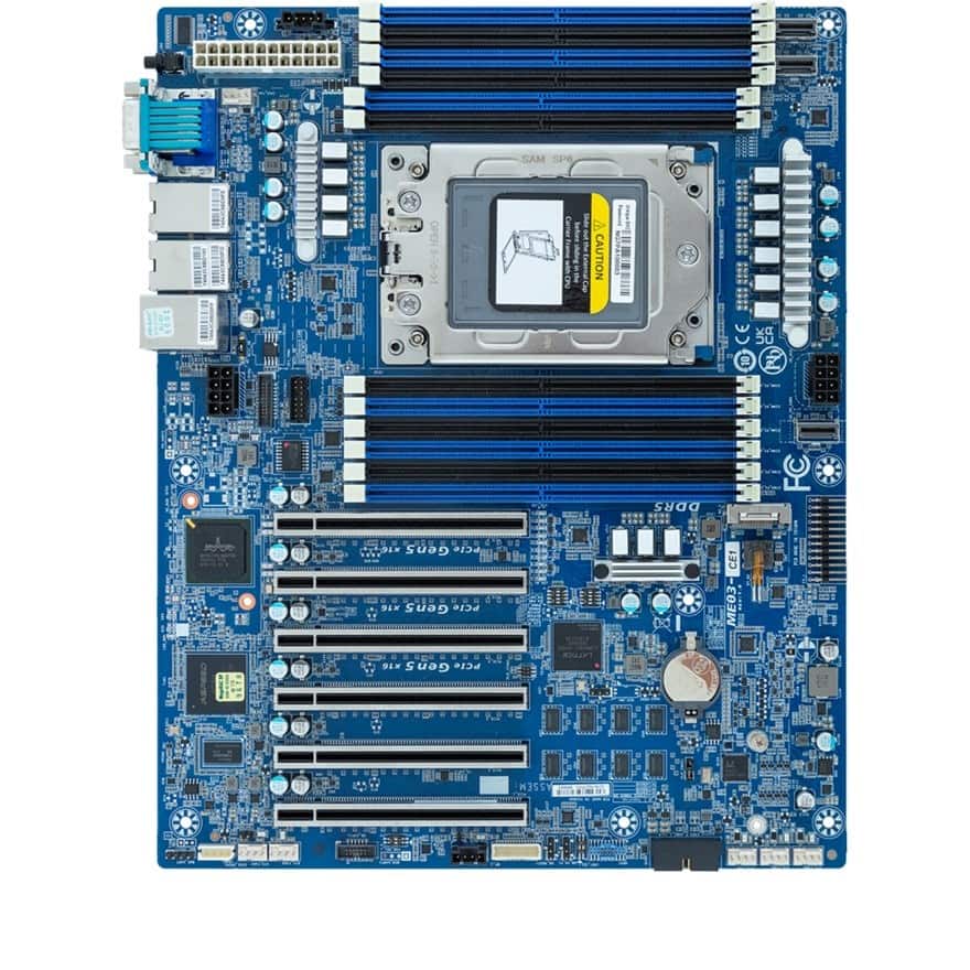 Płyta główna Gigabyte ME03-CE1 dla AMD Epyc 8004 — zdjęcie 1 z 4