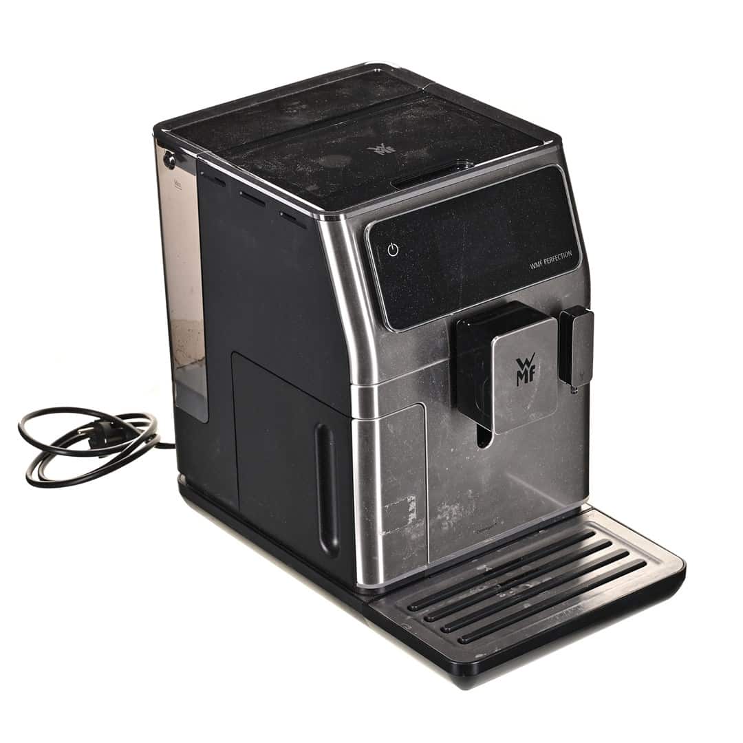 Ekspres ciśnieniowy Perfection 660 CP813D10 WMF (OUTLET) — zdjęcie 1 z 8