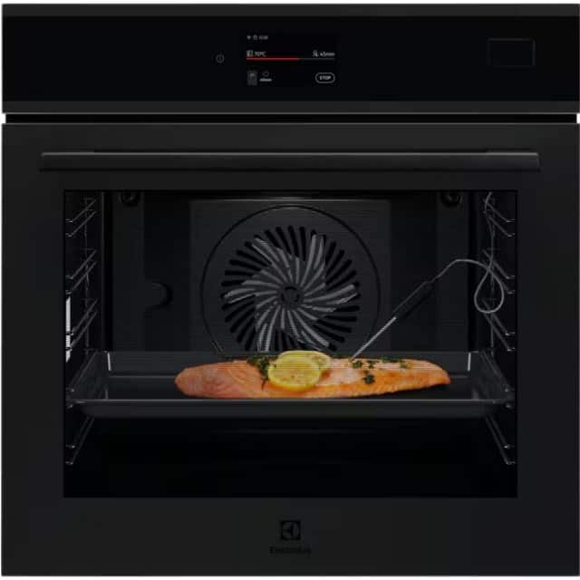 Piekarnik parowy ELECTROLUX EOB9S3XT czarny mat matowy MealAssist SteamPro termosonda AI Taste Assist asystent gotowania Connected Cooking zdalne sterowanie — zdjęcie 1 z 5