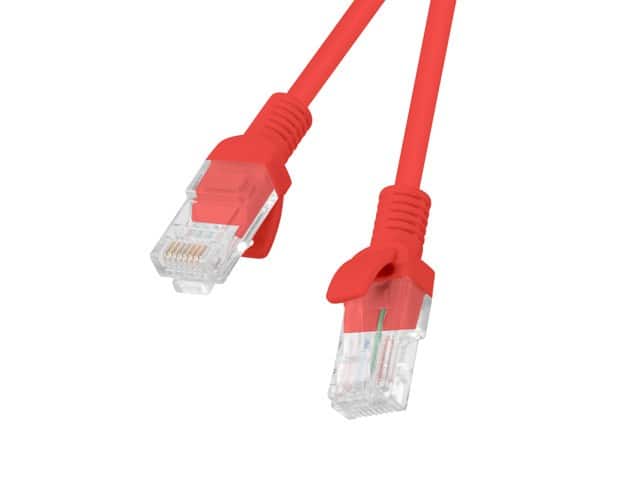 Kabel UTP Lanberg PCU5-10CC-0025-R (RJ45 - RJ45 ; 0,25m; UTP; kat. 5e; kolor czerwony) — zdjęcie 1 z 2