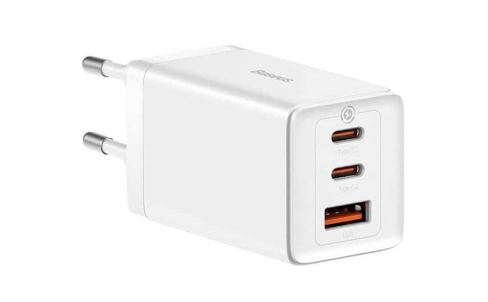 Szybka ładowarka sieciowa GaN 2xUSB C 1xUSB 65W Baseus GaN5 Pro + kabel USB C - USB C 100W - biała