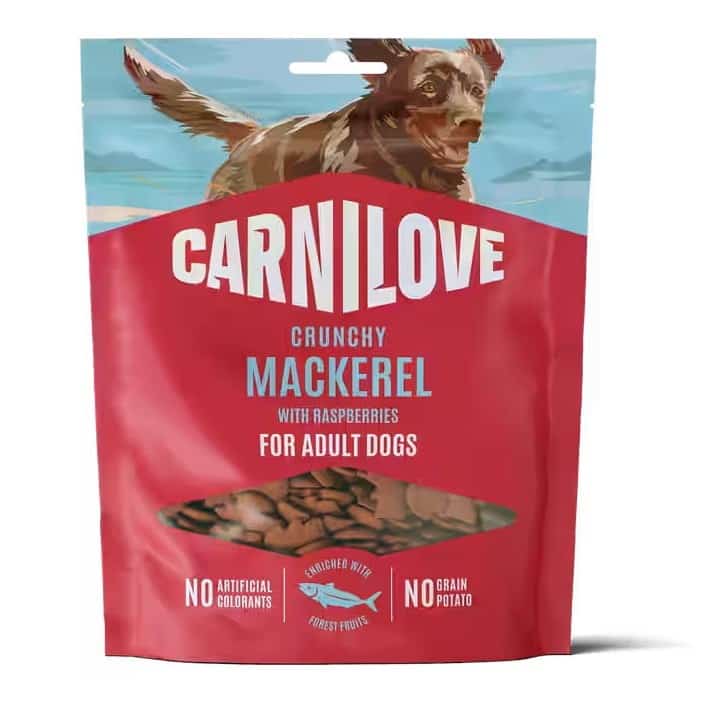 CARNILOVE Dog CRUNCHY Snack Mackerel with Raspberries 200 g