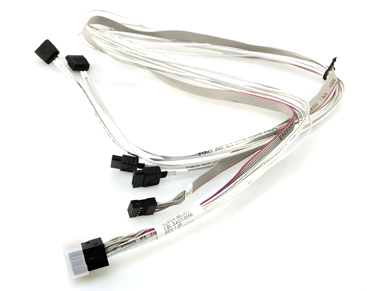 Kabel Supermicro CBL-SAST-0556 - Mini SAS (0.5 m)