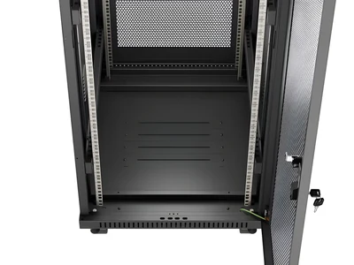 Szafa stojąca 19" Lanberg, model Rack 24U, czarna