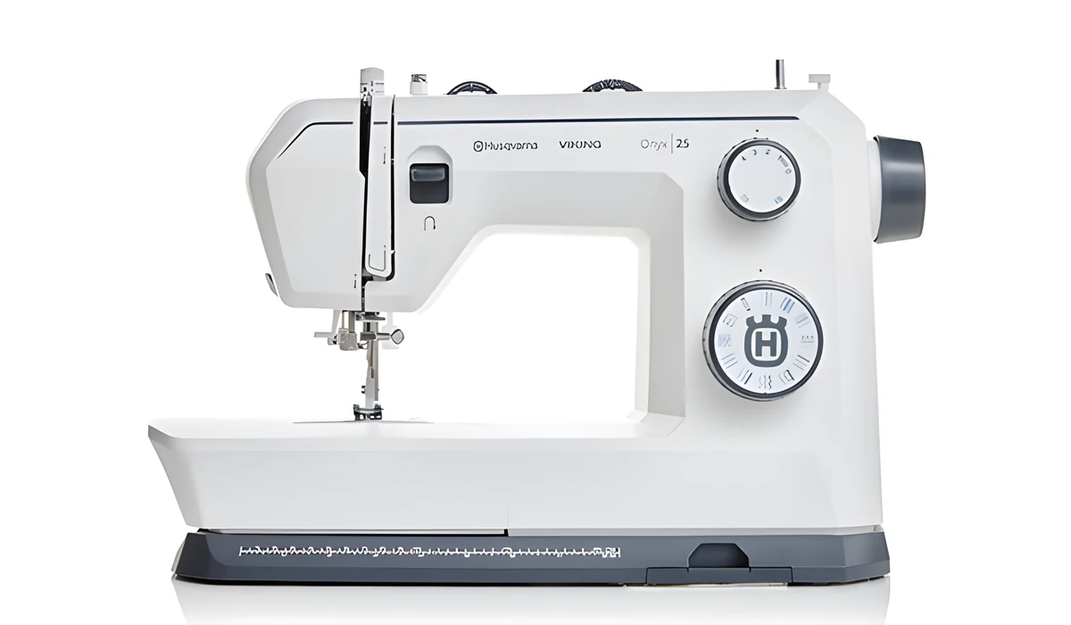 Maszyna do szycia Husqvarna Onyx 25 - Biała