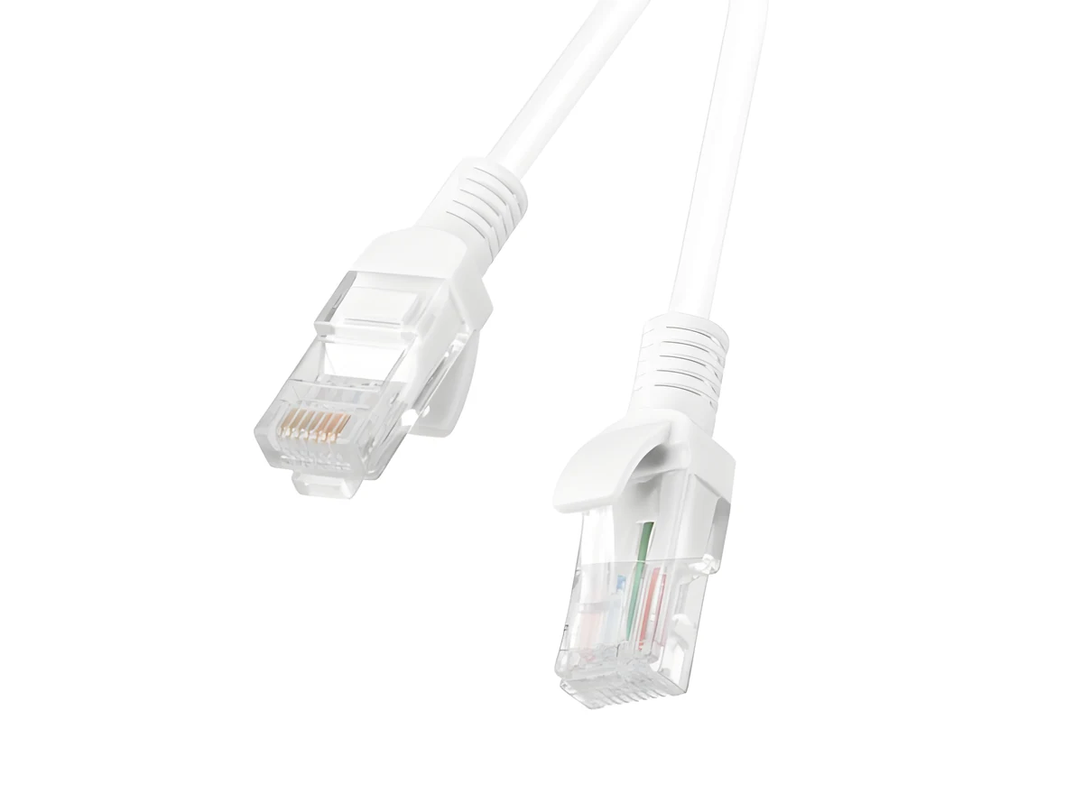 Patchcord U/UTP Lanberg PCU6-10CC-0050-W (RJ45 - RJ45 ; 0,50m; UTP; kat. 6; kolor biały)