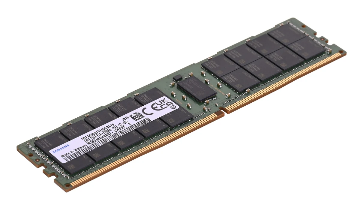 Pamięć serwerowa Samsung RDIMM 64GB DDR4 3200MHz z ECC