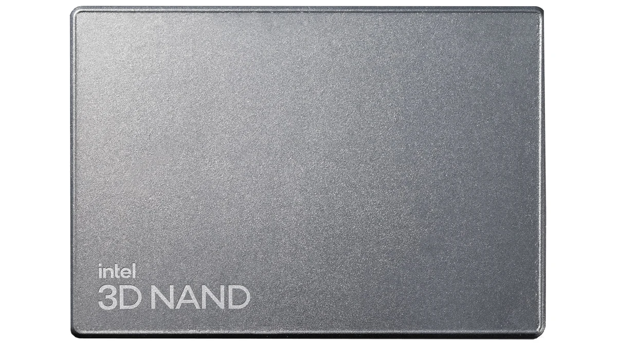 Dysk SSD Enterprise Solidigm P5520