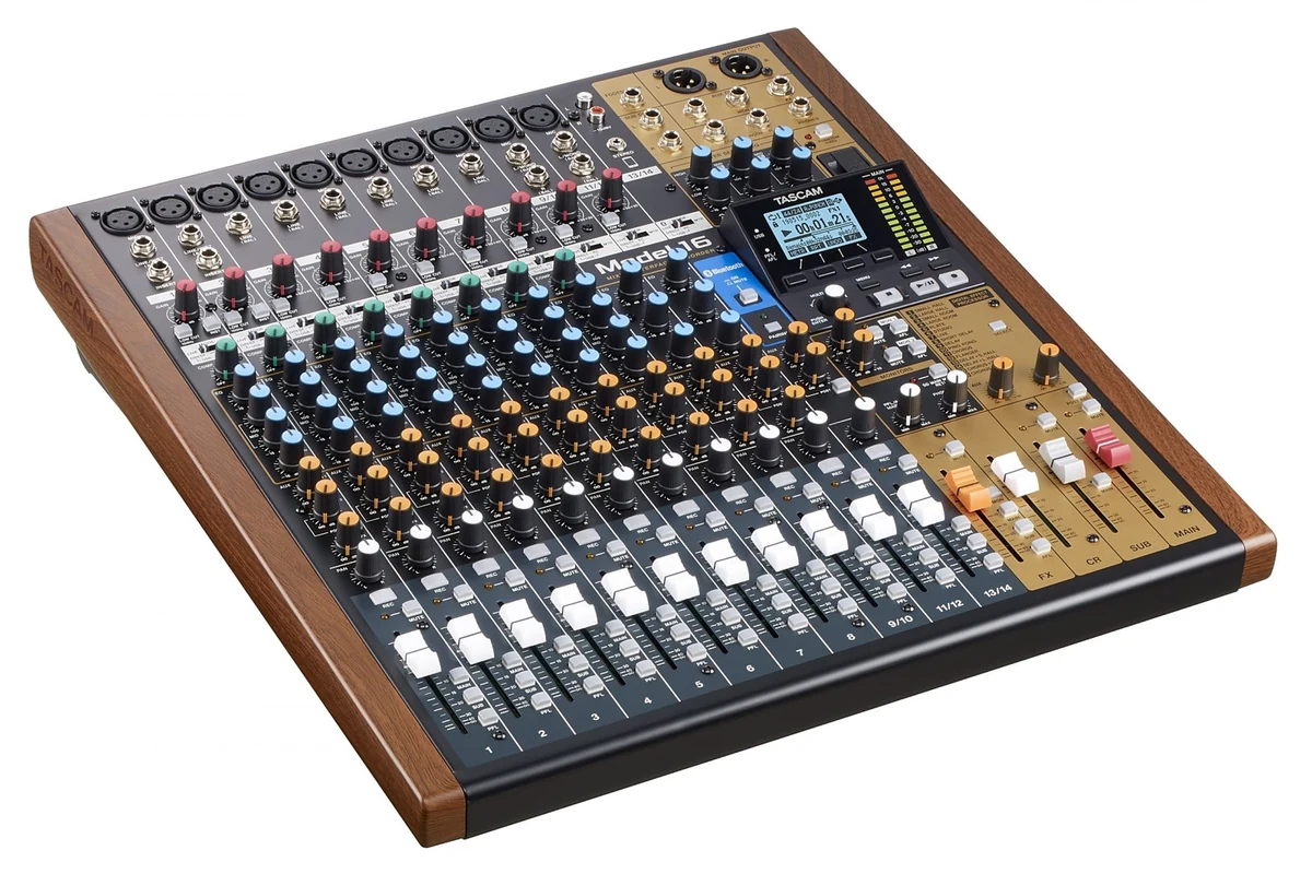 Tascam Model 16 - Mikser 14-kanałowy 16-Sciętkowy