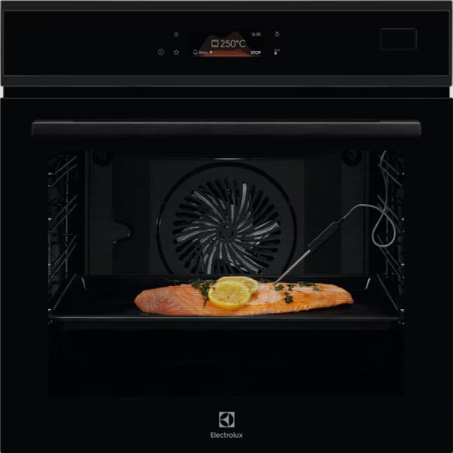 Piekarnik parowy ELECTROLUX EOB8S39H funkcja Steamify termosonda funkcja szybkiego nagrzewania delikatne domykanie drzwi Pure Black