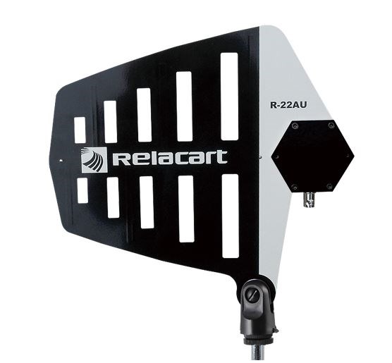 RELACART ANTENA R-22AU, KIERUNKOWA Z WBUDOWANYM WZMACNIACZEM — zdjęcie 1 z 2