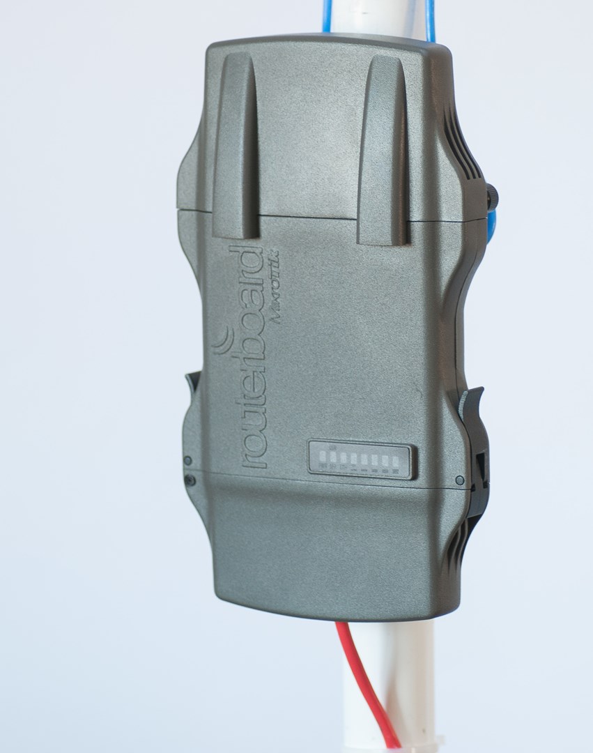 UISP Wireless Mikrotik NetMetal 5 RB922UAGS-5HPacD-NM — zdjęcie 1 z 8