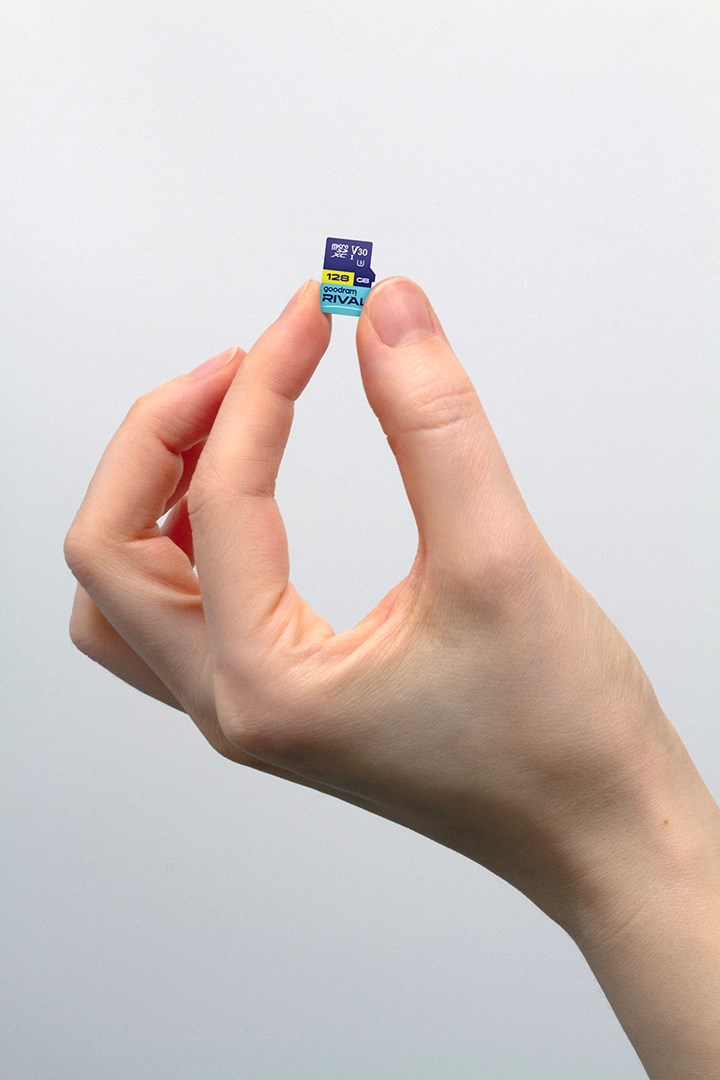 GOODRAM microSDXC 128GB V30 UHS I U3 RIVAL + adapter — zdjęcie 1 z 8