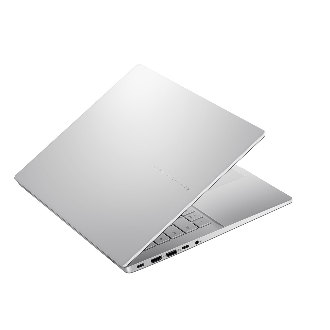 ASUS Vivobook S14 M3407GA-SF013W Ryzen AI 7 445 14.0"WUXGA 60Hz 300nits 16GB DDR5 SSD512 Radeon Graphics Cam FHD 70WHrs Win11 Aluminum Cool Silver — zdjęcie 1 z 8